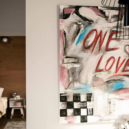 Riverside In The Heart Of Old Town