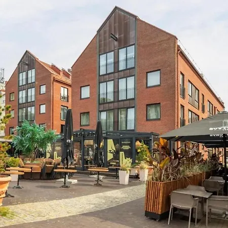 Riverside In The Heart Of Old Town Lägenhet *